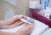 如何使用验孕棒测试怀孕？